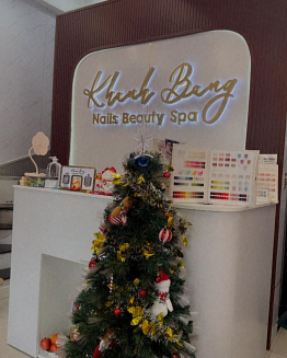 Khánh Băng 